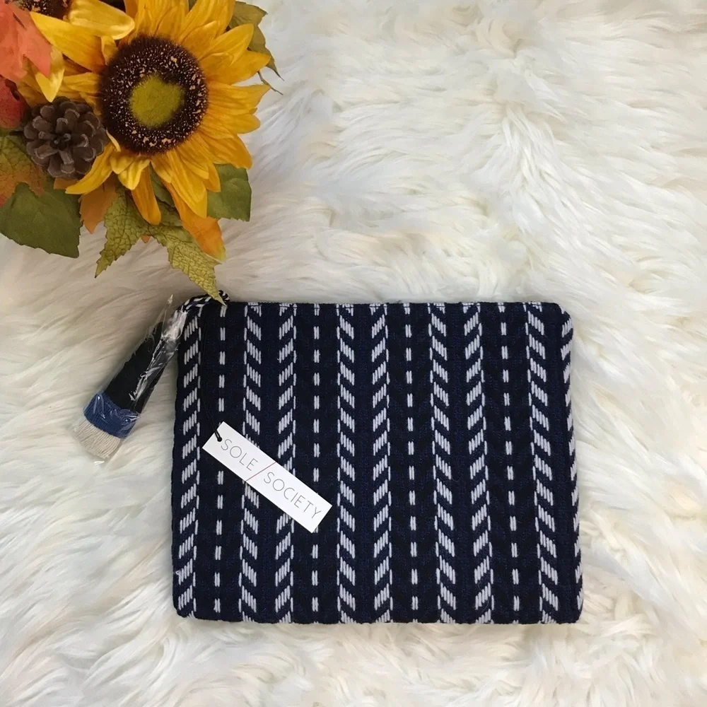 SolSociety‎ fabric embroidery pouch NWT